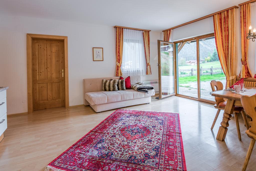 Feriendorf Oberhof Flachau Szoba fotó